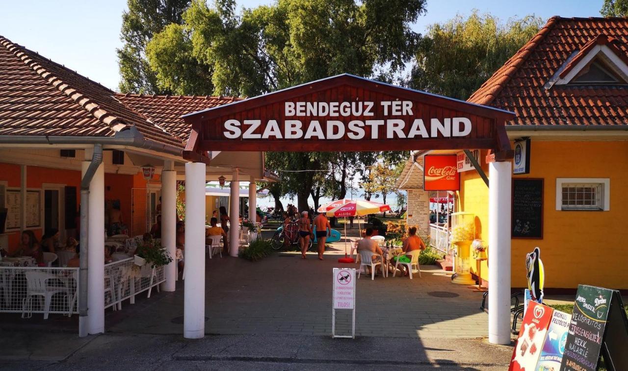 Holiday Home Balatonszárszó Exterior foto